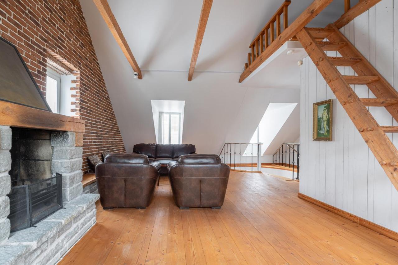 Old Town - Premium Medieval House Huoneisto Tallinna