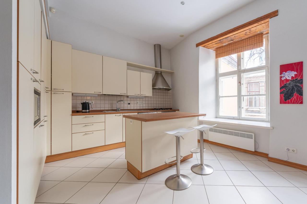 Huoneisto Old Town - Premium Medieval House *